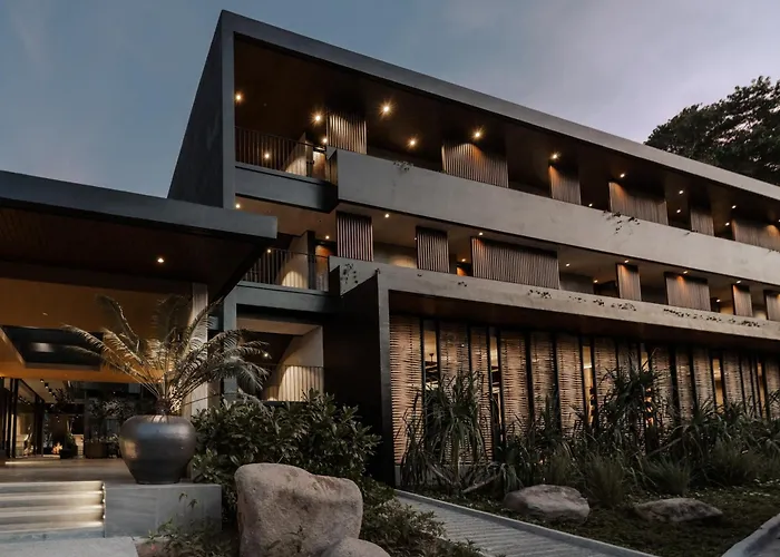 4 star hotel: The Funny Lion - El Nido